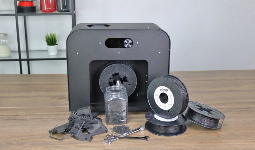 3DStartup: 3devo, recycling plastic to 3D filament -