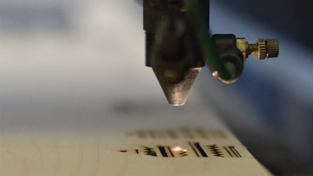 Grabadora láser 20W Máquina cortadora de grabado para madera Metal